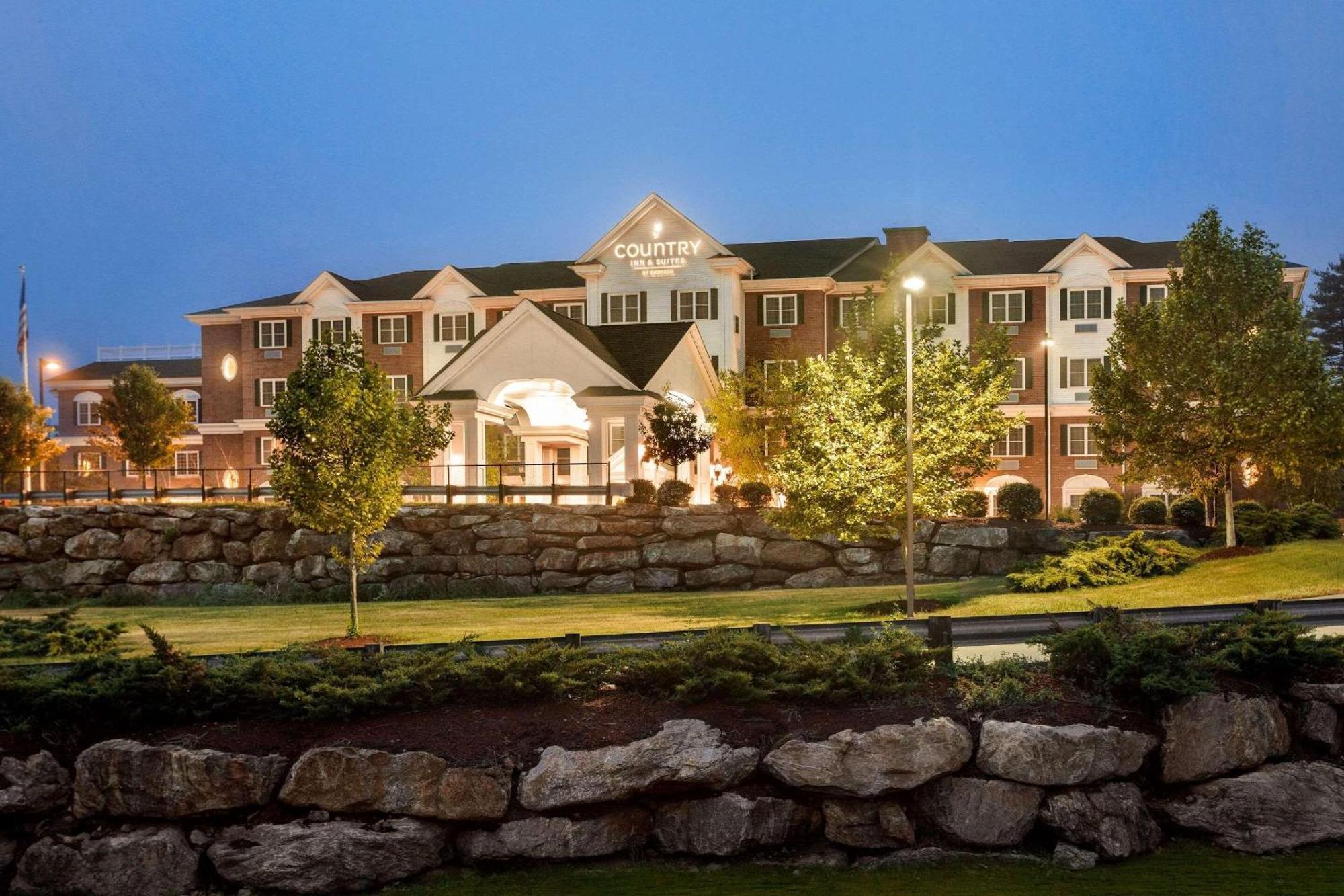 Four Points By Sheraton Bedford Manchester Airport Exterior photo