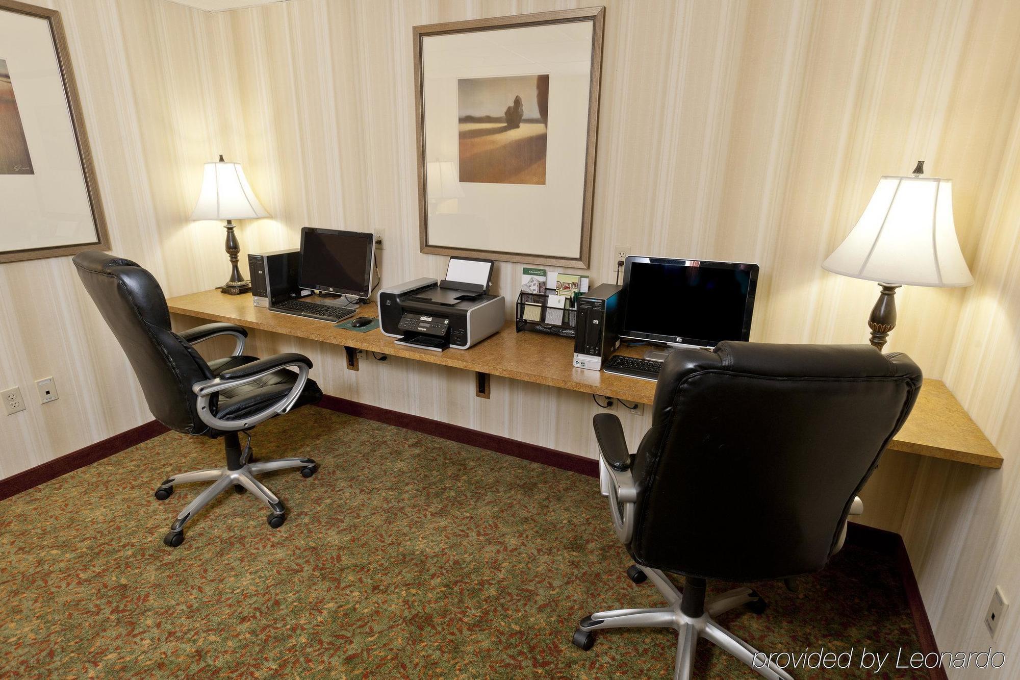 Four Points By Sheraton Bedford Manchester Airport Facilities photo
